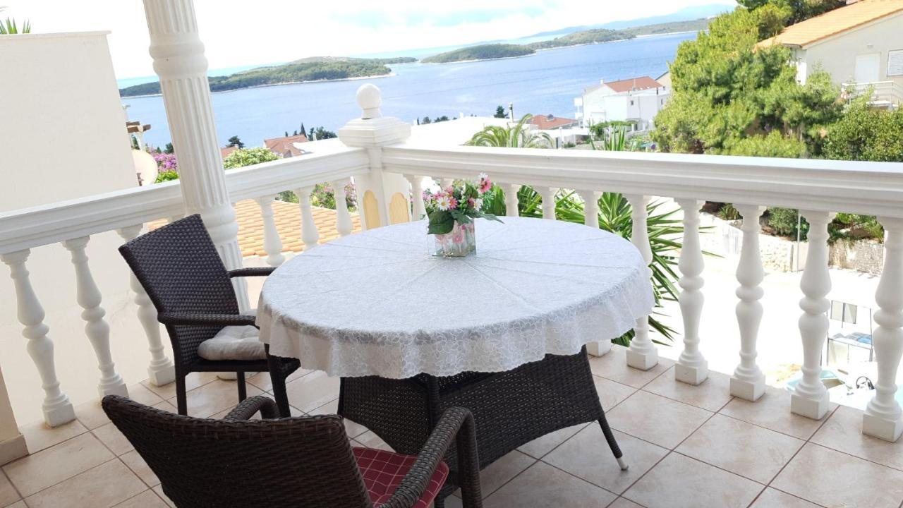 Apartmens Spiko 2 Hotel Hvar Town Exterior foto