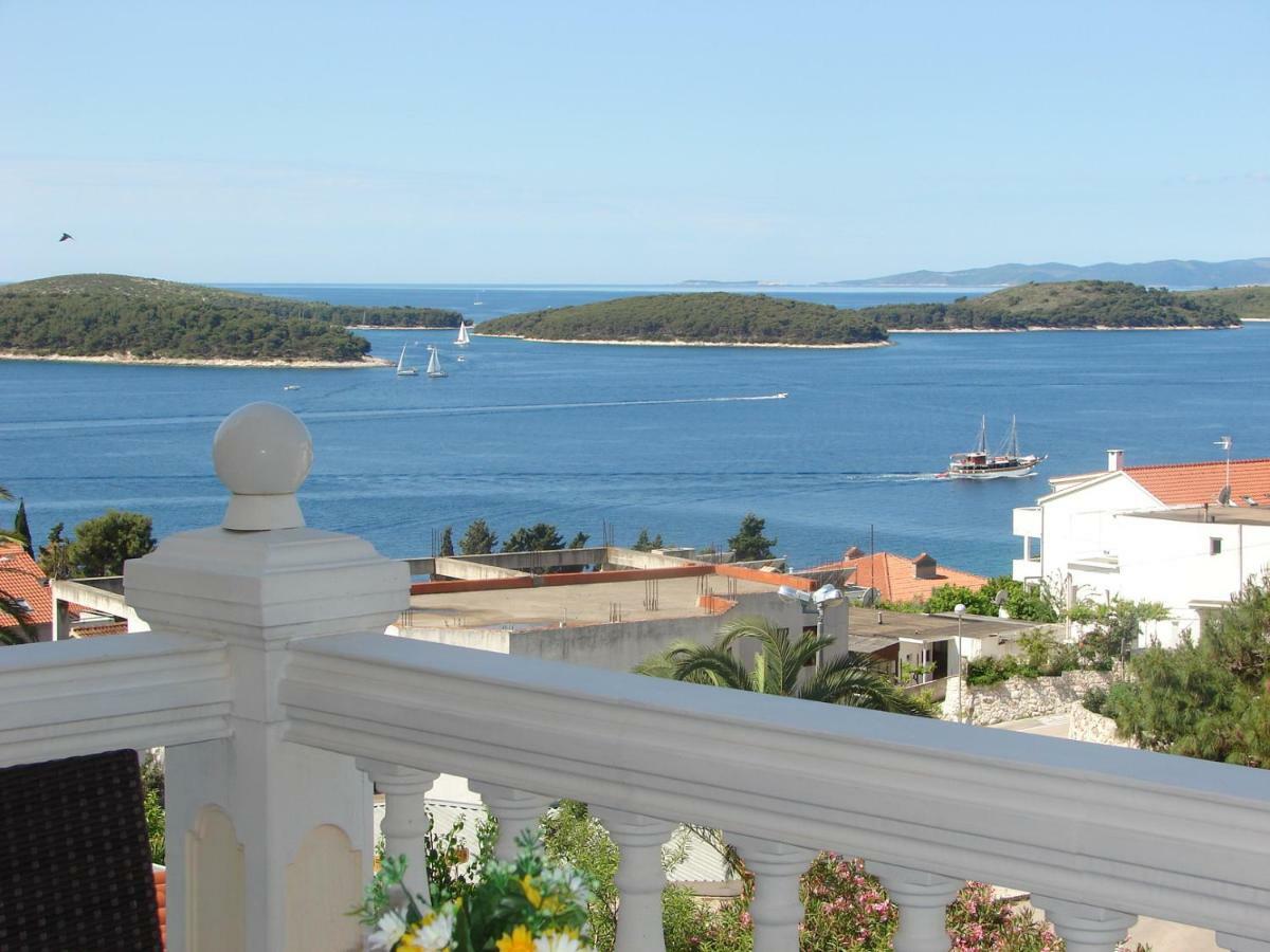 Apartmens Spiko 2 Hotel Hvar Town Exterior foto