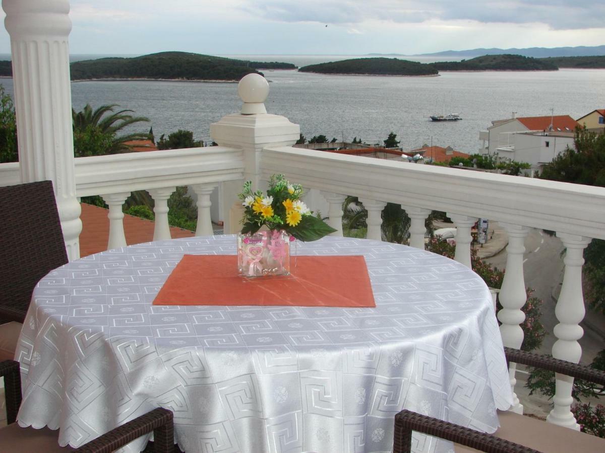 Apartmens Spiko 2 Hotel Hvar Town Exterior foto